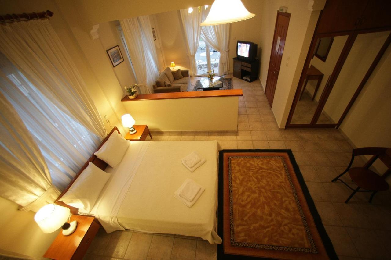 Paraliako Katerina Studios & Rooms - Biker Friendly Hotel Kastoria Zimmer foto