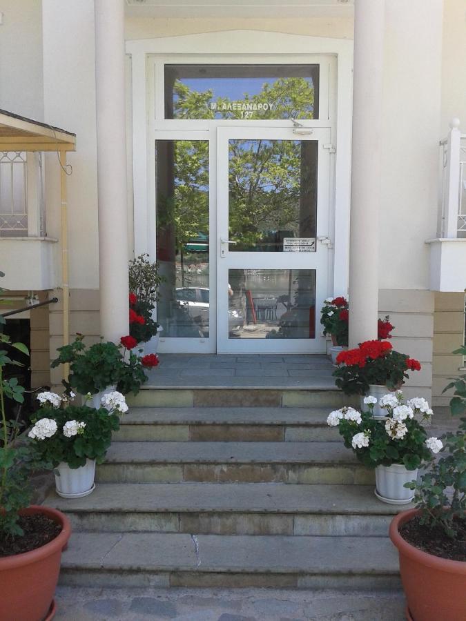 Paraliako Katerina Studios & Rooms - Biker Friendly Hotel Kastoria Exterior foto